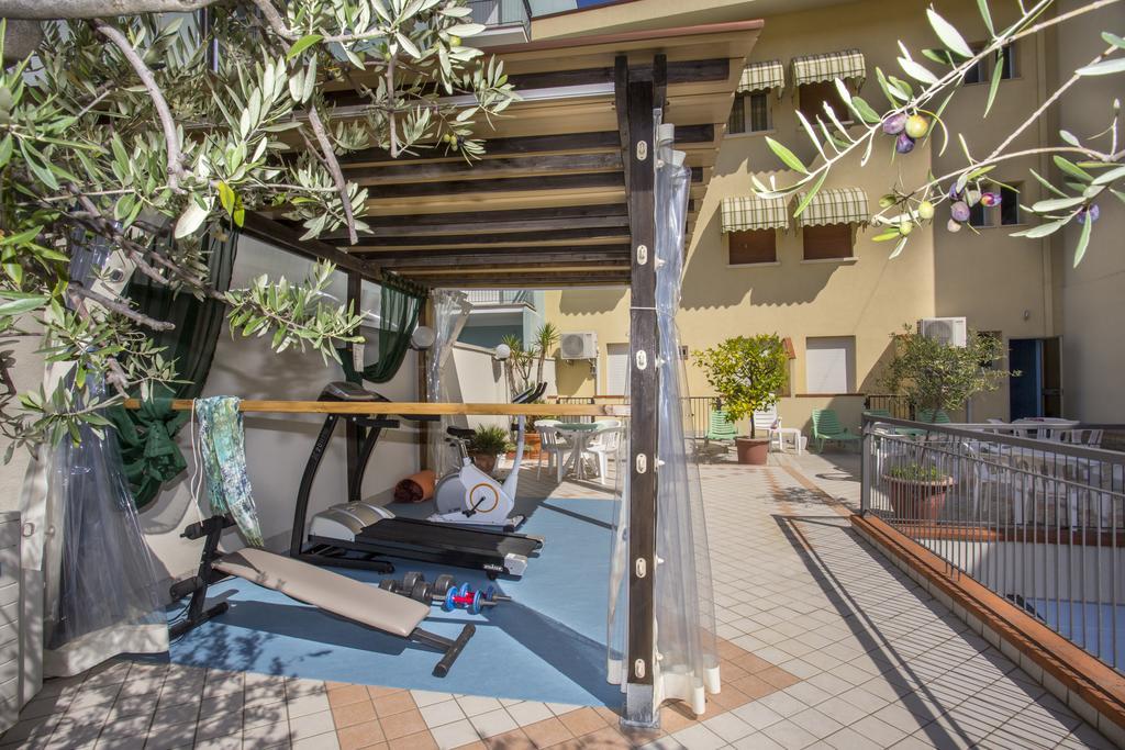 Hotel Lugano Cattolica Kültér fotó