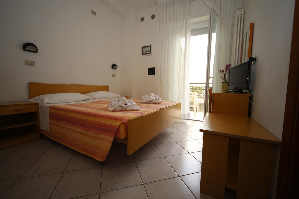Hotel Lugano Cattolica Kültér fotó